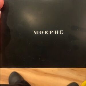 Morphe Artistry Palette in 35H Hot Spot